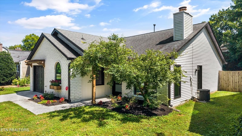 6510 Westland Dr, Knoxville, TN 37919