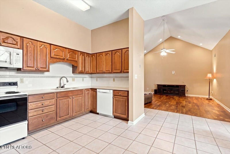 6515 Hickory Valley Way, Knoxville, TN 37918