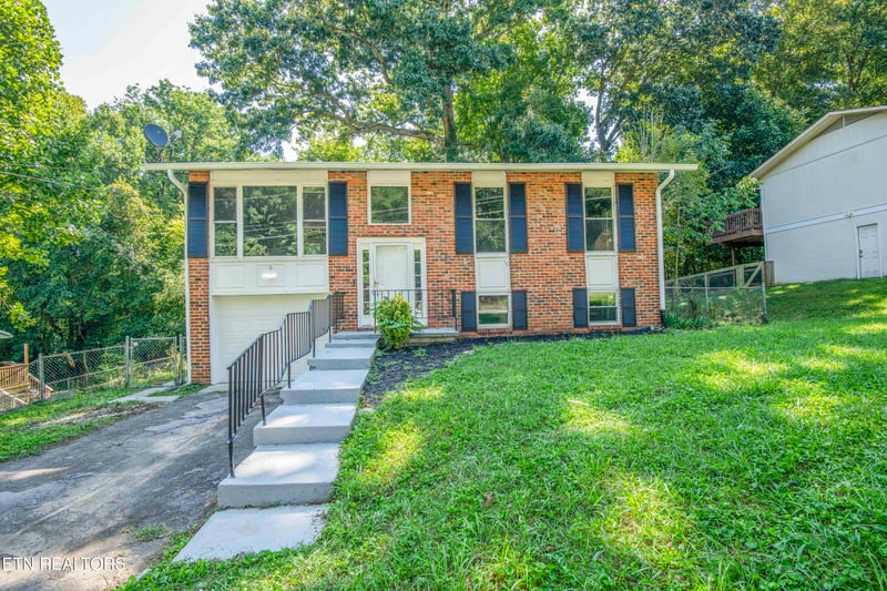 6516 Ellesmere Dr, Knoxville, TN 37921