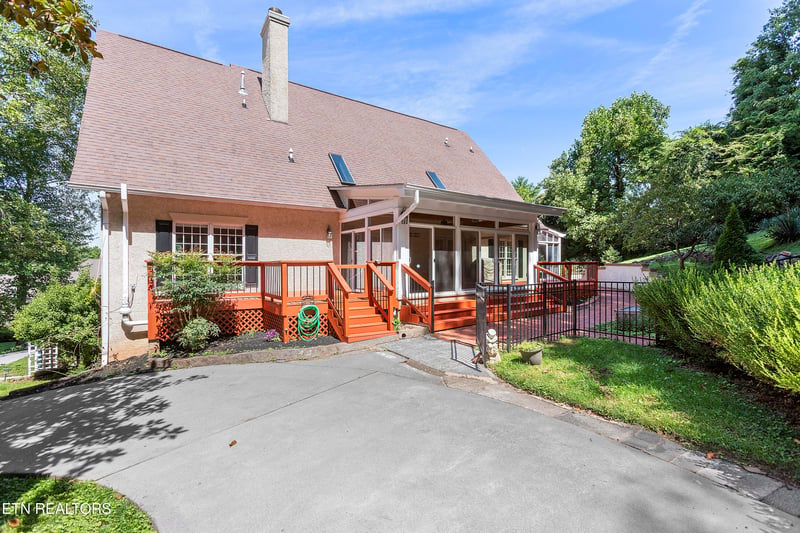 6518 Westminster Rd, Knoxville, TN 37919
