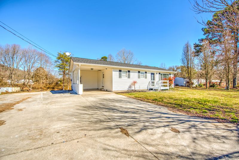 6520 Hubert Bean Rd, Knoxville, TN 37918