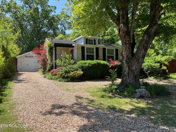 6520 S Northshore Dr, Knoxville, TN 37919