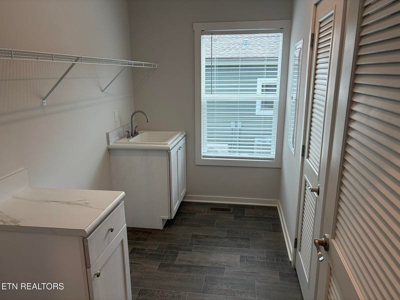 6520 Spotted Orchid Ln, Knoxville, TN 37924