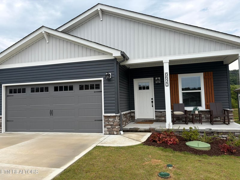 6520 Spotted Orchid Ln, Knoxville, TN 37924