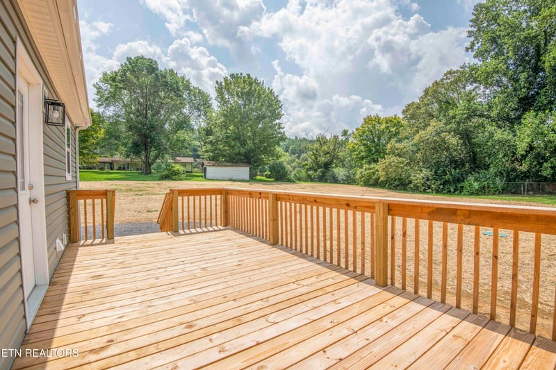 6521 Lambent Ln, Knoxville, TN 37918