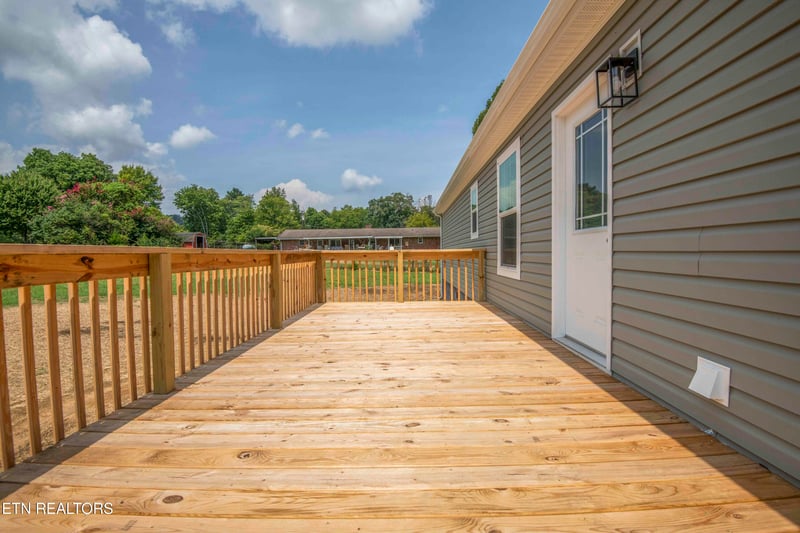 6521 Lambent Ln, Knoxville, TN 37918