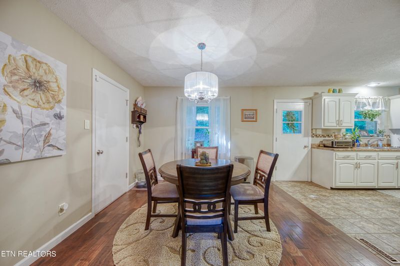 6524 Spring View Ln, Knoxville, TN 37918