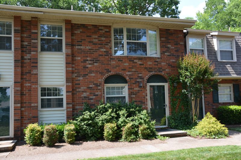 6529 Deane Hill Dr #44, Knoxville, TN 37919