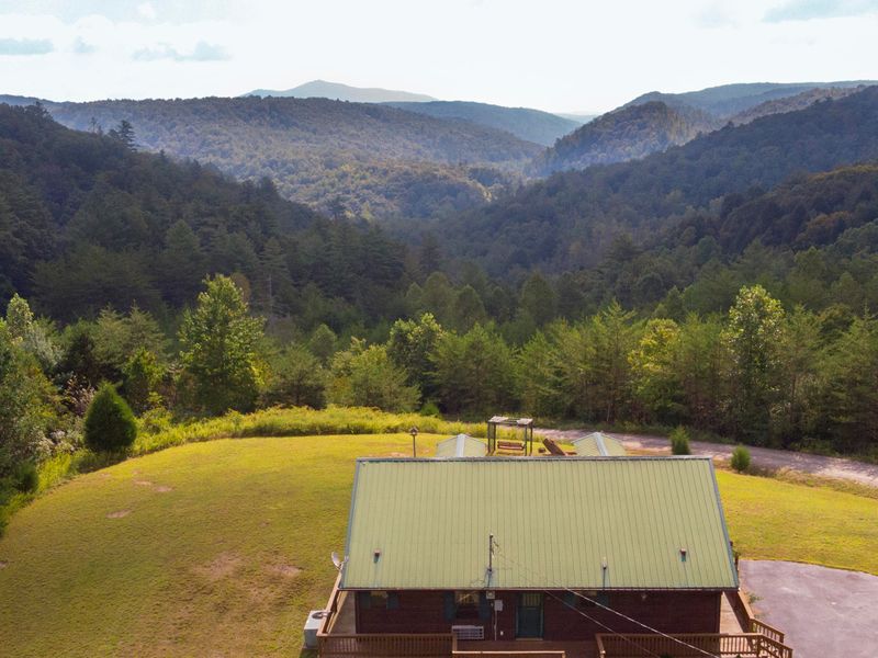653 Obed Ridge Rd, Wartburg, TN 37887