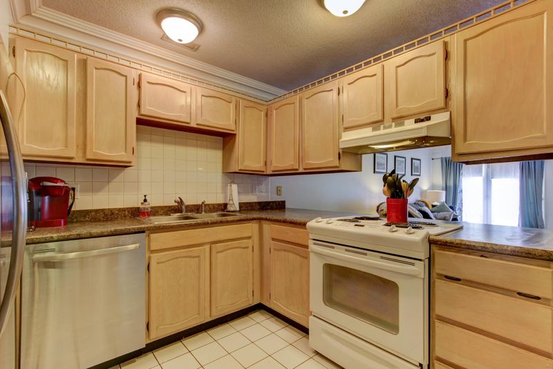653 Sunrise Cir, Sevierville, TN 37862