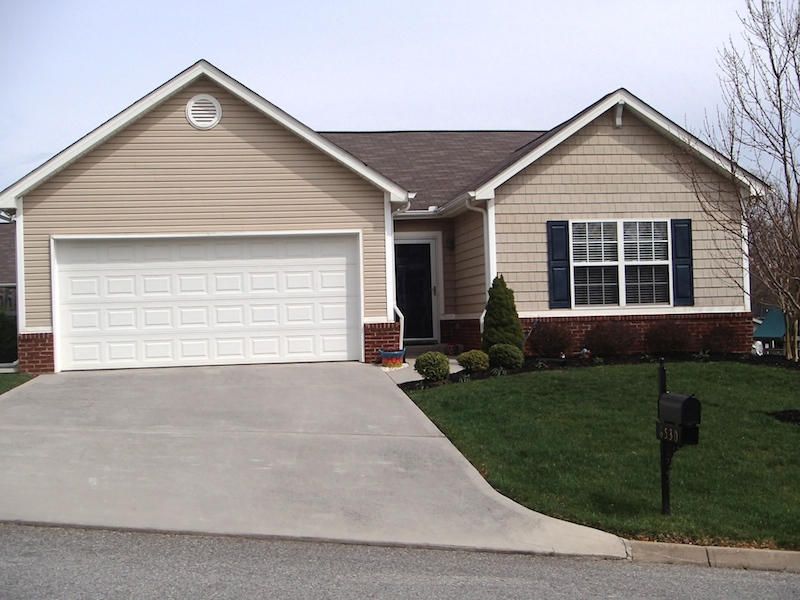 6530 Airtree Ln, Knoxville, TN 37931