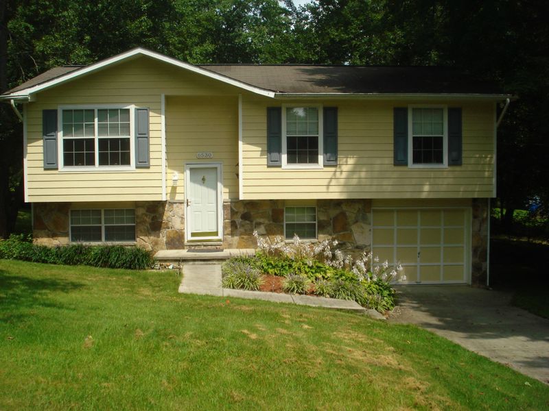 6530 Cedar Bend, Knoxville, TN 37918