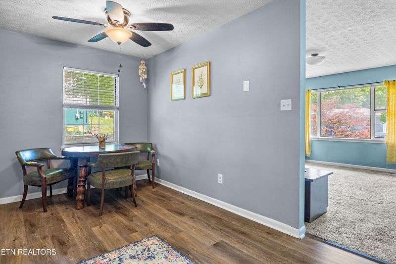 6531 Cedar Bend Rd, Knoxville, TN 37918