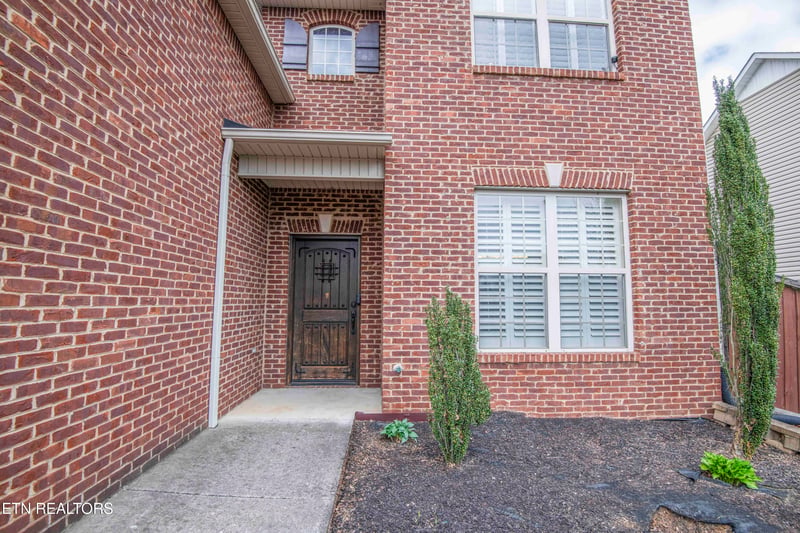 6533 Gentlewinds Dr, Knoxville, TN 37931