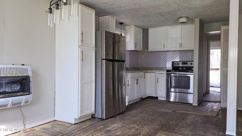 655 Coal Hill Rd, Harriman, TN 37748