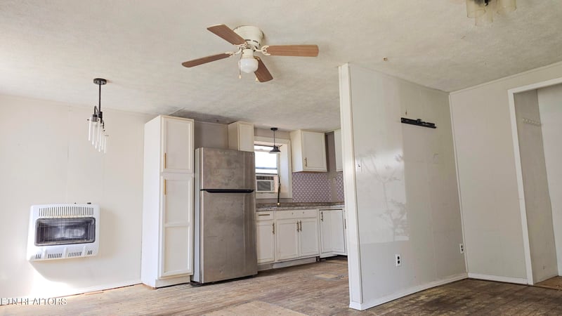 655 Coal Hill Rd, Harriman, TN 37748