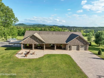 6550 Howard School Rd, Maryville, TN 37801
