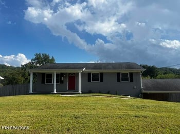 6553 E Garwood Cir, Knoxville, TN 37918