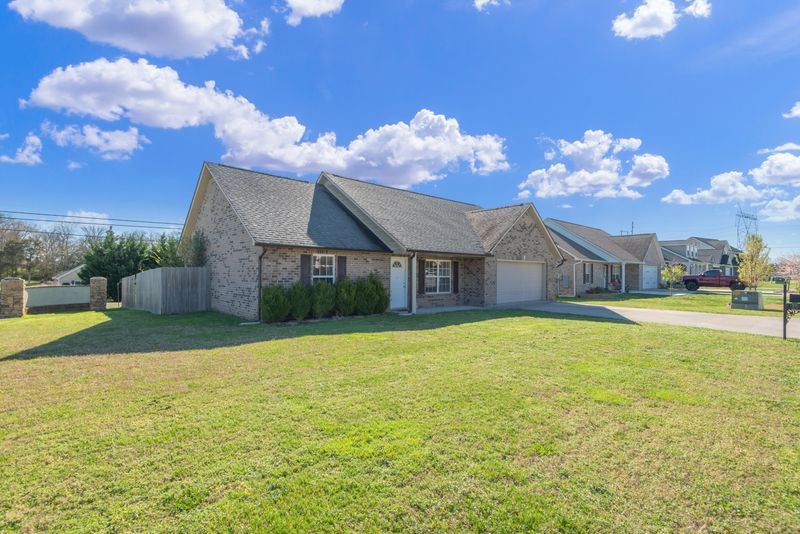 6554 Colossal Ln, Corryton, TN 37721