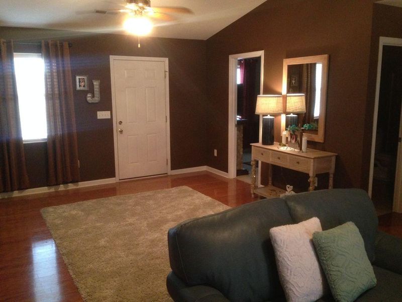 6556 Hugh Willis Rd, Powell, TN 37849
