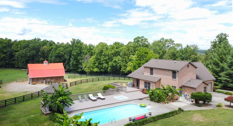 6558 Lanier Rd, Maryville, TN 37801