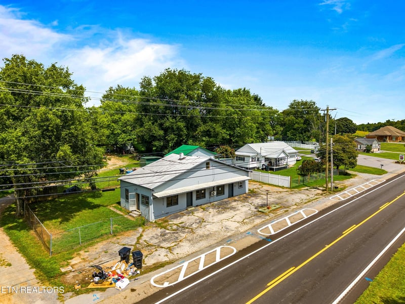 6563 E Andrew Johnson Hwy, Whitesburg, TN 37891