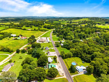 6563 E Andrew Johnson Hwy, Whitesburg, TN 37891