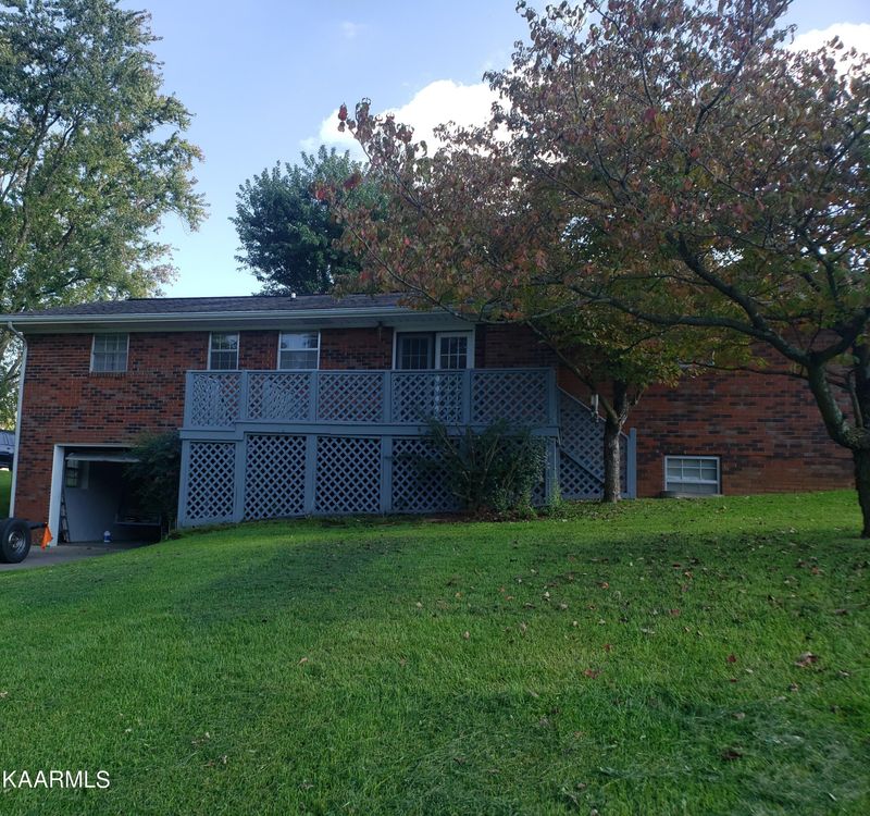 6566 Hunter Rd, Talbott, TN 37877