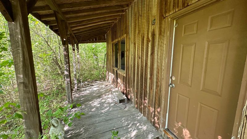 657 Co Rd 135, Riceville, TN 37370