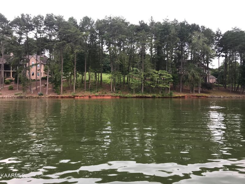 657 Sandpiper Dr, Vonore, TN 37885