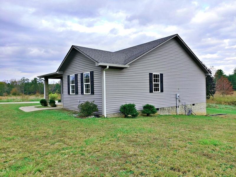 658 County Road 187, Athens, TN 37303