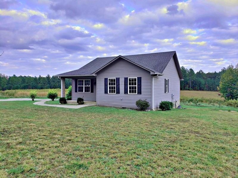658 County Road 187, Athens, TN 37303