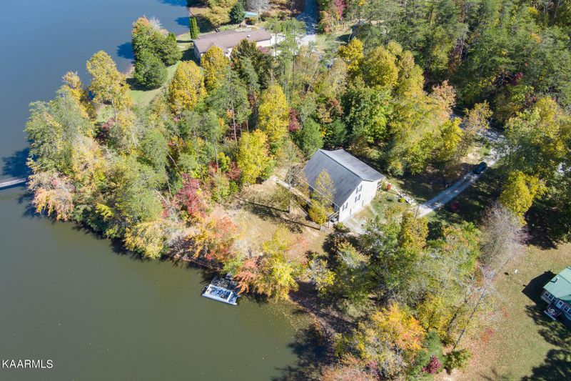 658 Siever Rd, Crossville, TN 38572