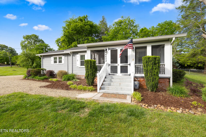 6602 S Northshore Dr, Knoxville, TN 37919
