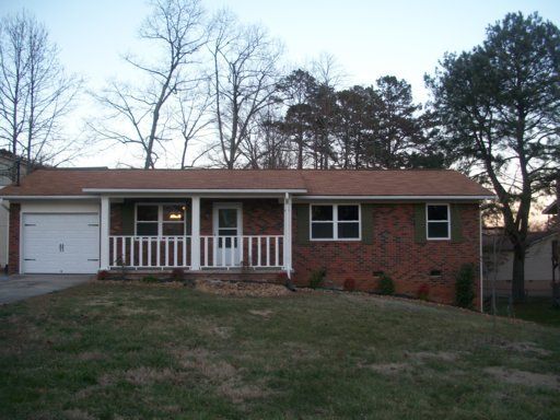 6604 Andoah Rd, Knoxville, TN 37918