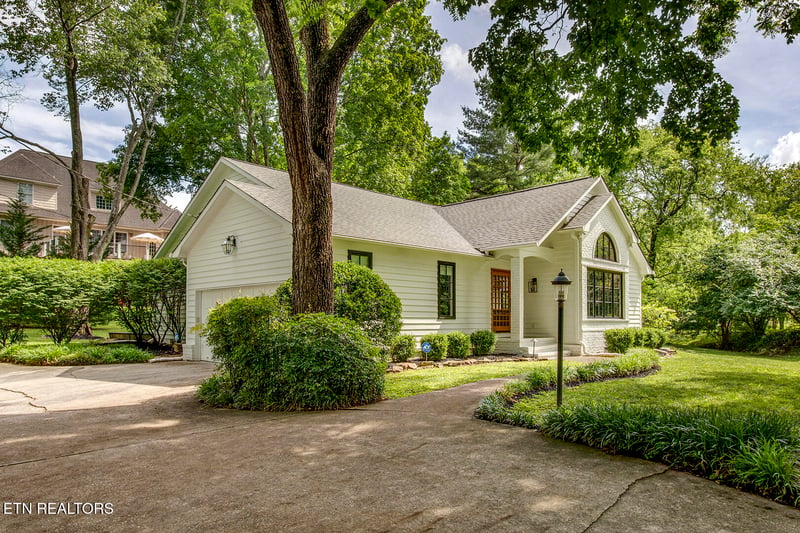 6604 Westland Dr, Knoxville, TN 37919
