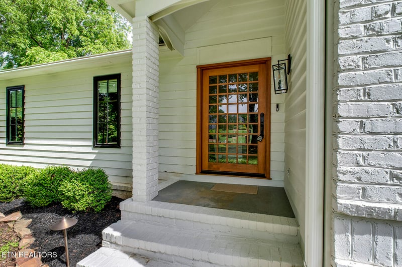 6604 Westland Dr, Knoxville, TN 37919