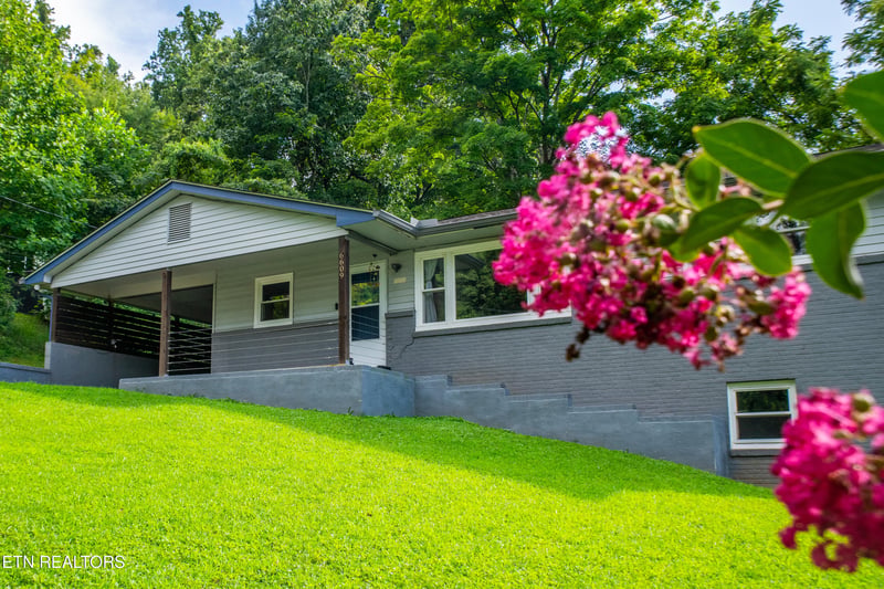 6609 Hilda Ln, Knoxville, TN 37921