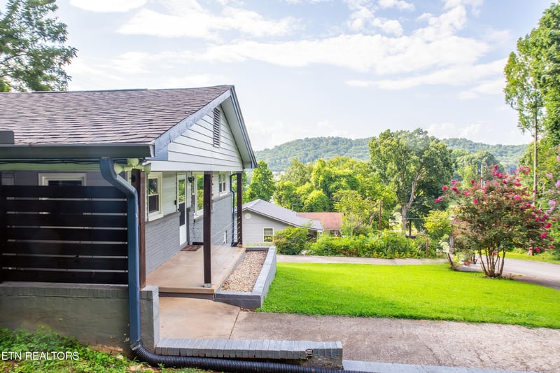 6609 Hilda Ln, Knoxville, TN 37921