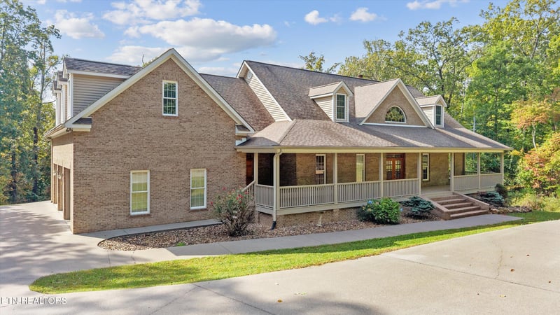 661 Tate Coley Rd, Lenoir City, TN 37771