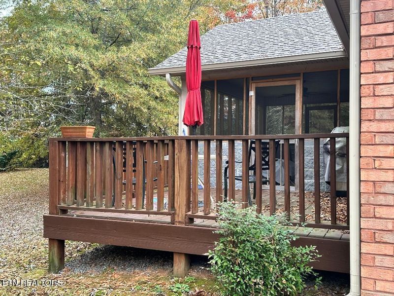 6615 Delighted Ln, Corryton, TN 37721