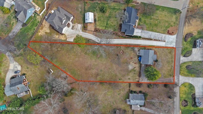 6617 Cherry Dr, Knoxville, TN 37919