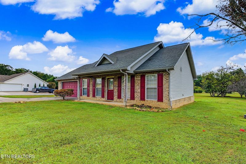 6622 Howard School Rd, Maryville, TN 37801