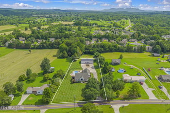 6623 Brackett Rd, Knoxville, TN 37938