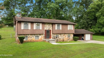 6625 Lambent Ln, Knoxville, TN 37918