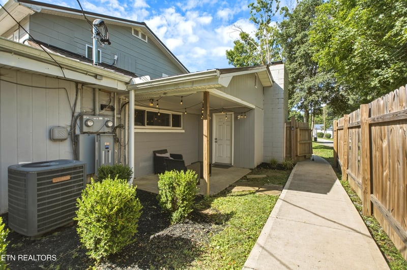 6628 Greer Rd, Knoxville, TN 37918