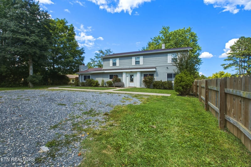 6628 Greer Rd, Knoxville, TN 37918