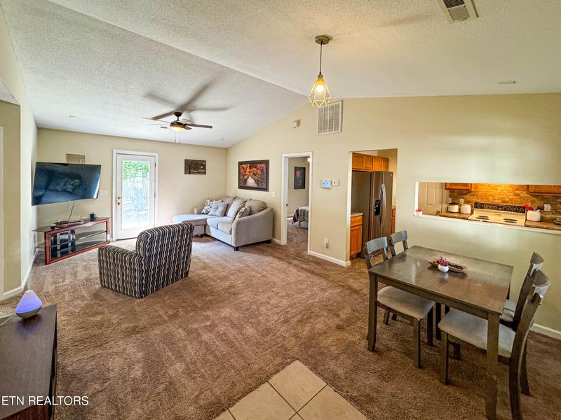 6629 Hugh Willis Rd, Powell, TN 37849