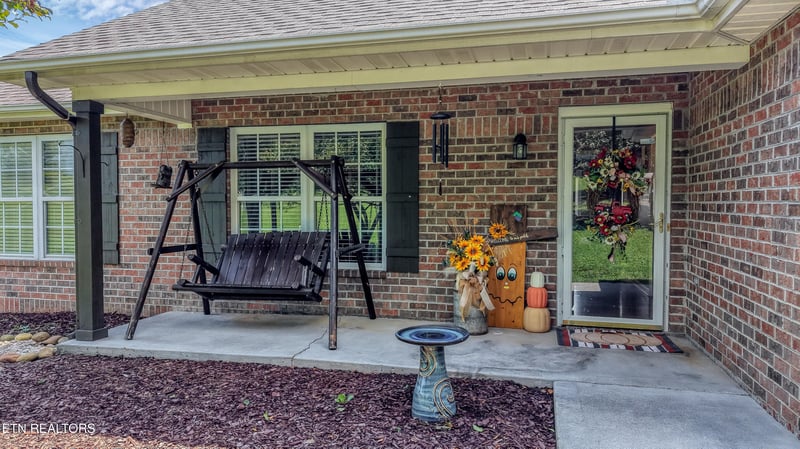 6630 Howard School Rd, Maryville, TN 37801