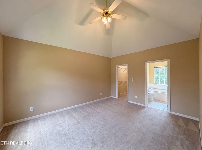 6630 Provincial Dr, Knoxville, TN 37909